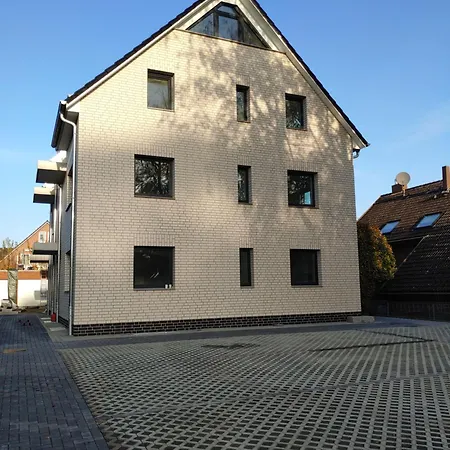 For 7 Guests With 3 Apartment